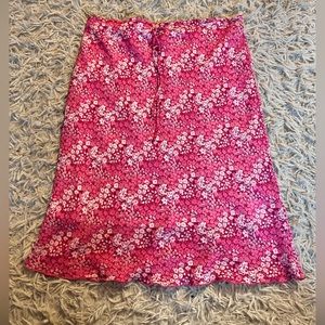 Fashionbug pink floral flowey skirt